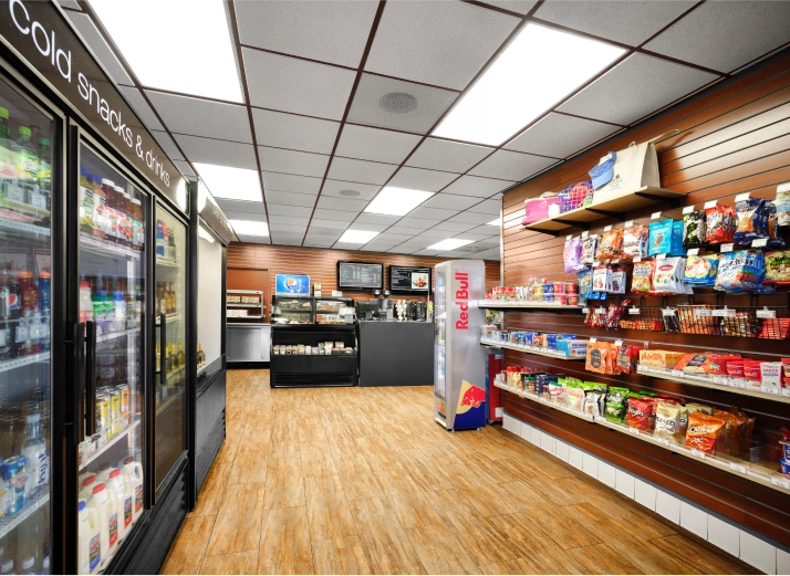 Ocean Pointe Shop Interior